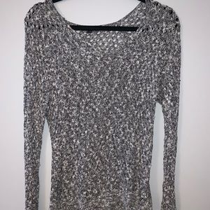 🤍 American Eagle black and white knitted sweater